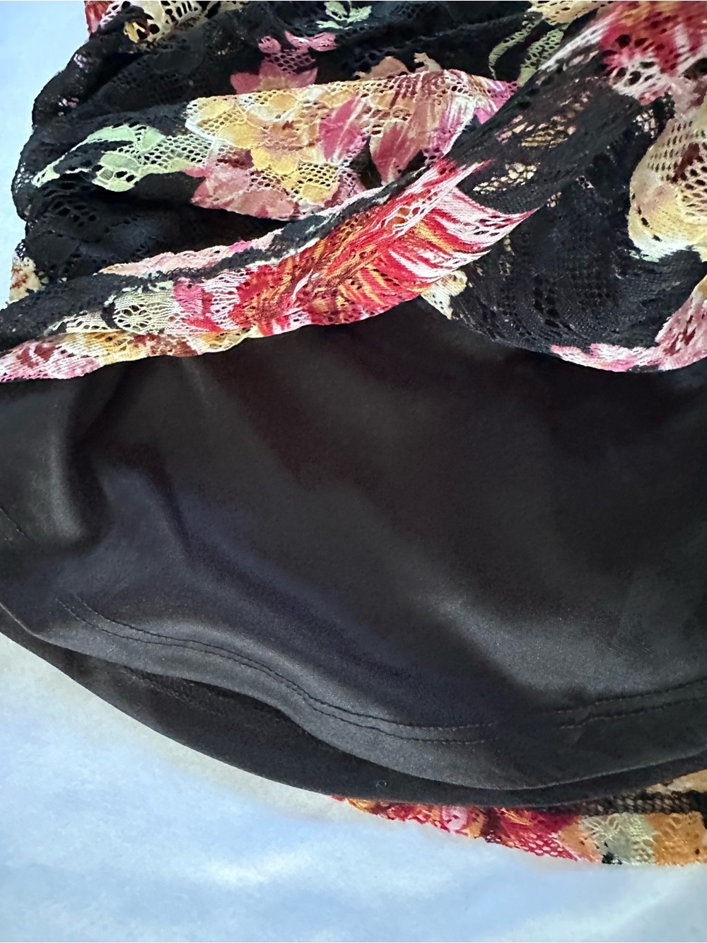 AFRM Los Angeles Floral Lace Mesh Ruched Top Medium Black Sheer Short Sleeve - Picture 6 of 10